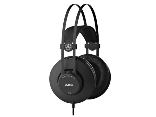 AKG K52