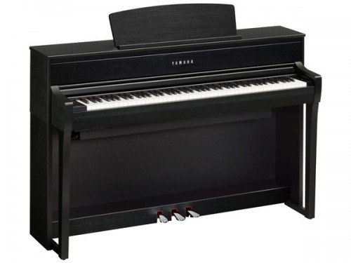 Yamaha CLP 775 B