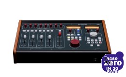 RUPERT NEVE DESIGNS 5060 Centerpiece: 24x2 Desktop Mixer