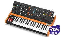Behringer Poly D