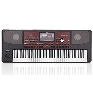 Korg Pa700